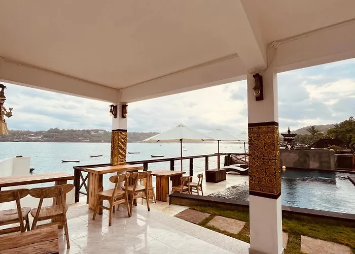 Walet Paradise Ceningan Hotel 3*